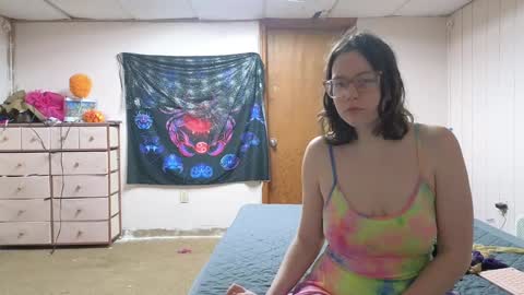 lunaquinn45 online show from 12/07/24, 12:30