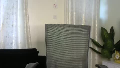 Smiley online show from 07/18/26, 10:41