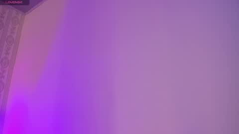 Snapshot of lunar_leen chatting on 11/01/25, 04:53 Luna online show from 11/01/25, 04:53