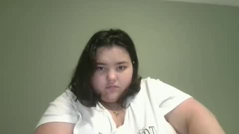 Snapshot of lunar_nightstar chatting on 09/18/25, 02:52 lunar_nightstar online show from 09/18/25, 02:52