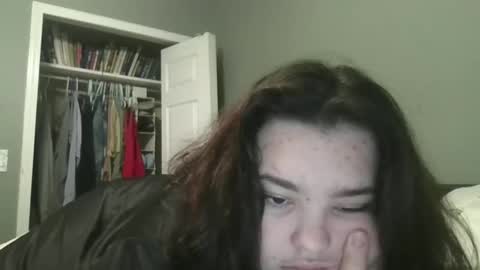 Snapshot of lunar_nightstar chatting on 10/15/25, 01:06 lunar_nightstar online show from 10/15/25, 01:06