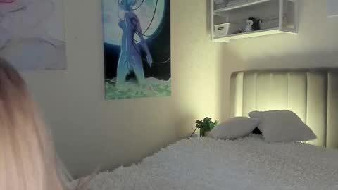 Sofia online show from 10/14/25, 11:22