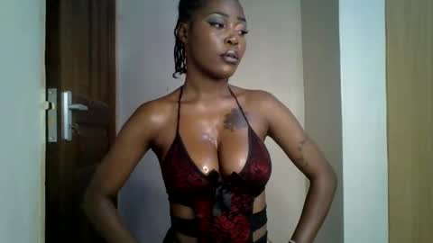lunargoddess45 online show from 02/03/26, 02:53