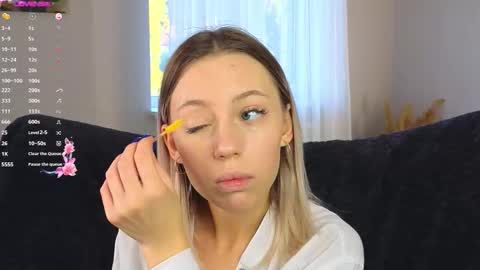 Kelly online show from 09/26/25, 02:43