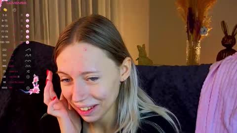 Kelly online show from 12/01/25, 02:33