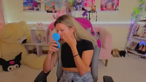Luna Rishi online show from 07/23/26, 06:22