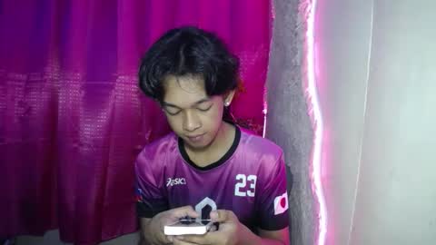 Snapshot of lunarmaxxx chatting on 05/08/26, 01:44 max online show from 05/08/26, 01:44