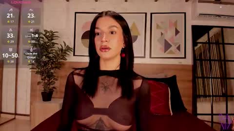 Luna Ruso  online show from 10/31/25, 08:21