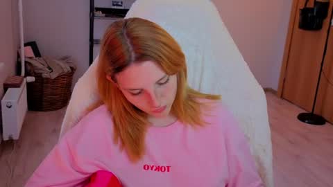 Kate online show from 07/28/26, 02:05