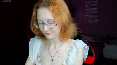 lunaterry online show from 06/10/26, 07:40