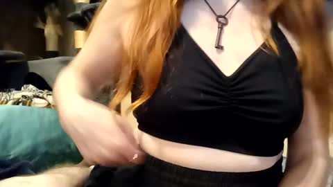 lunathepoet online show from 06/16/26, 12:52
