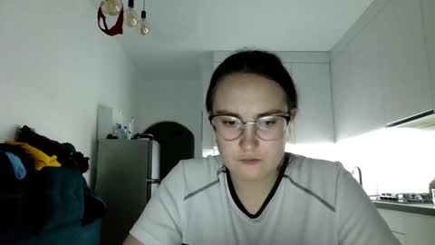 lunavelvet3 online show from 11/30/25, 08:46