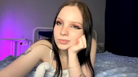 Lunavoyce online show from 11/10/25, 03:00