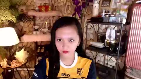 Snapshot of lunawinks_ chatting on 01/05/26, 05:27 lunawinks_ online show from 01/05/26, 05:27