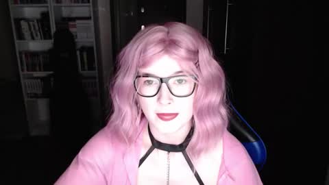 Snapshot of lunaxcherry chatting on 03/06/26, 06:48 LunaXcherry online show from 03/06/26, 06:48