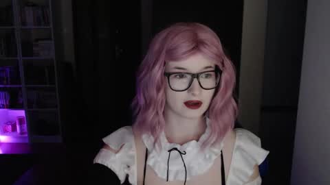 Snapshot of lunaxcherry chatting on 03/19/26, 05:50 LunaXcherry online show from 03/19/26, 05:50