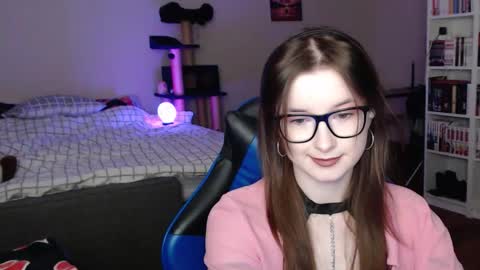 Snapshot of lunaxcherry chatting on 03/30/26, 06:20 LunaXcherry online show from 03/30/26, 06:20