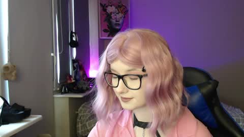 Snapshot of lunaxcherry chatting on 04/08/26, 04:40 LunaXcherry online show from 04/08/26, 04:40