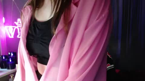 LunaXcherry online show from 06/17/26, 06:20