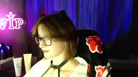LunaXcherry online show from 07/28/26, 07:39