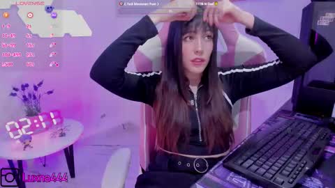 Snapshot of lunaxlu chatting on 10/06/25, 09:12 online show from 10/06/25, 09:12