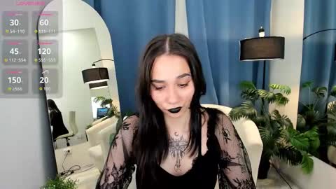 Kitty online show from 10/22/25, 12:27