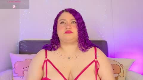 Snapshot of lunitaa_0 chatting on 06/25/26, 07:02 L U N I T A online show from 06/25/26, 07:02