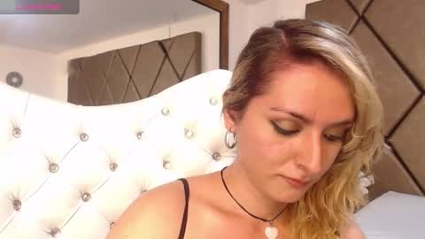 lunitadiva online show from 01/27/25, 12:37