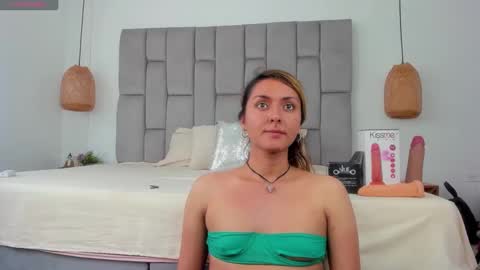 lunitadiva online show from 09/26/25, 05:28