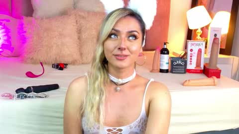 Snapshot of lunitadiva chatting on 02/02/26, 03:11 lunitadiva online show from 02/02/26, 03:11