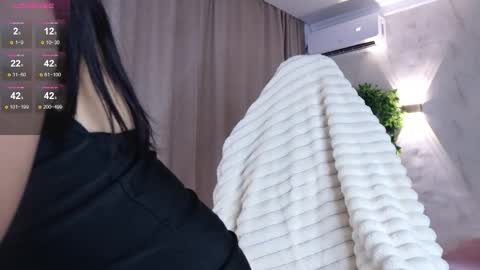 lunna_fae online show from 09/11/25, 11:10