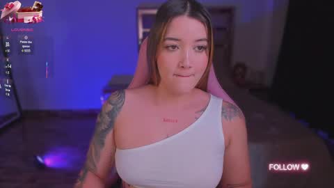 Snapshot of lunna_roosee chatting on 10/07/25, 04:20 LUNA ROSE online show from 10/07/25, 04:20