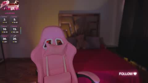 Snapshot of lunna_roosee chatting on 10/21/25, 04:19 LUNA ROSE online show from 10/21/25, 04:19