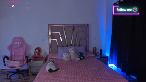 Snapshot of lunna_roosee chatting on 02/18/26, 03:46 LUNA ROSE online show from 02/18/26, 03:46