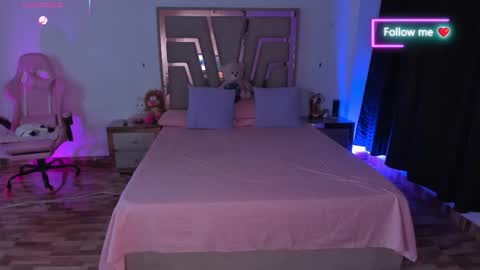 Snapshot of lunna_roosee chatting on 03/10/26, 03:44 LUNA ROSE online show from 03/10/26, 03:44