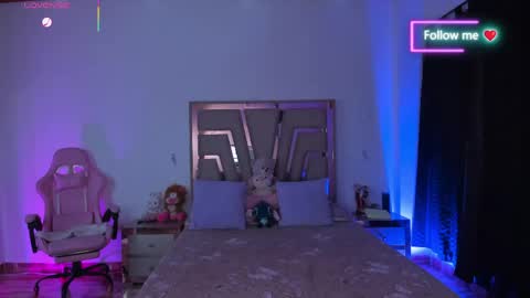 Snapshot of lunna_roosee chatting on 03/18/26, 03:42 LUNA ROSE online show from 03/18/26, 03:42