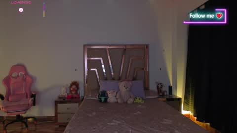 Snapshot of lunna_roosee chatting on 04/02/26, 03:04 LUNA ROSE online show from 04/02/26, 03:04