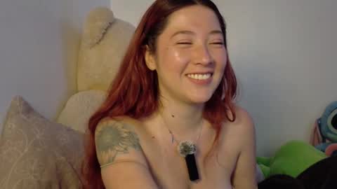 Luna online show from 12/19/25, 01:45