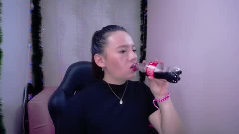 Katty   what ever do you want on my pv is for extra tokens minimi 250 tks ty u for understand online show from 12/17/24, 03:06