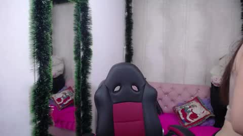 Katty   what ever do you want on my pv is for extra tokens minimi 250 tks ty u for understand online show from 12/24/24, 03:05