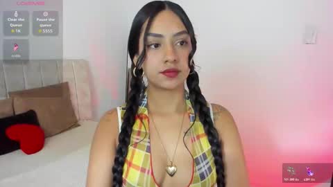 Snapshot of lunnasweet1 chatting on 11/02/25, 04:04 lunnasweet1 online show from 11/02/25, 04:04