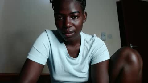 luo_queen online show from 02/13/26, 03:46
