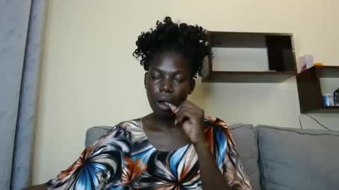 luo_queen online show from 02/24/26, 07:45