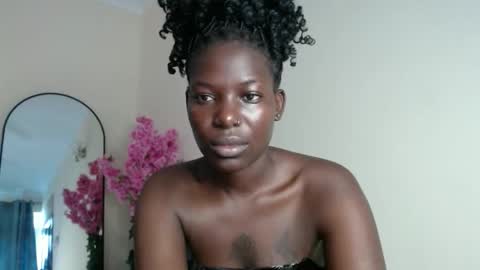 luo_queen online show from 02/28/26, 08:59