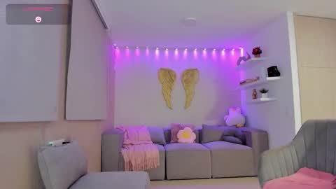 Lupe - Independent online show from 10/14/25, 01:50