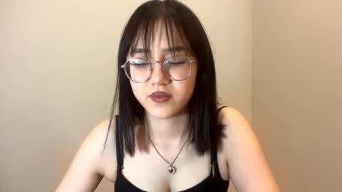 Snapshot of lupefaulker chatting on 03/07/26, 03:20 Roxie online show from 03/07/26, 03:20