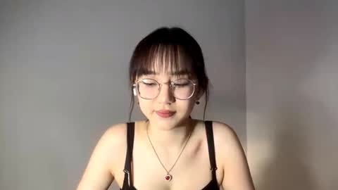 Snapshot of lupefaulker chatting on 03/09/26, 01:15 Roxie online show from 03/09/26, 01:15