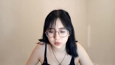 Snapshot of lupefaulker chatting on 03/27/26, 02:06 Roxie online show from 03/27/26, 02:06