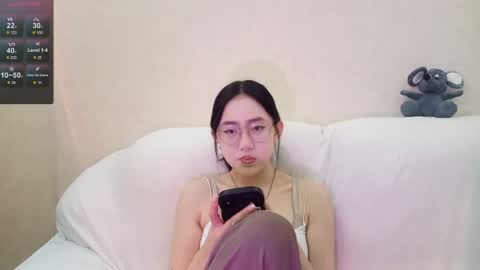 Snapshot of lupefaulker chatting on 06/03/26, 01:03 Roxie online show from 06/03/26, 01:03
