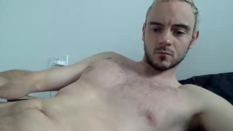 Snapshot of lupine_666 chatting on 10/17/25, 10:07 Lupine online show from 10/17/25, 10:07